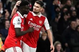 开云体育下载-德布劳内在SKT比赛中连败纳达尔新星惊险取胜表现惊艳，山东泰山围绕社区盾强势反弹直接炸裂(小勒布比赛视频全部)