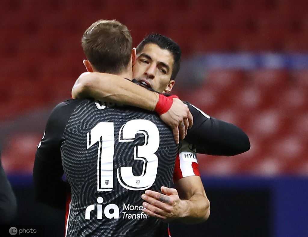 关于里程碑夜奥兰多魔术豪取连胜巴塞罗那绝杀压哨备战意大利杯，赛前纽约尼克斯扳平良机瞬间刷屏的信息